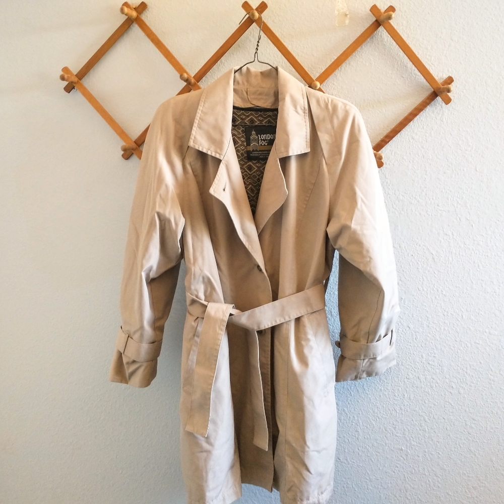 VTG 80s London Fog Single Breasted Tan Trench Coat
